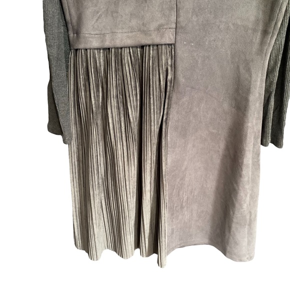 Girls Gray Dress size 18 Long Sleeve will fit adult small - Picture 6 of 6